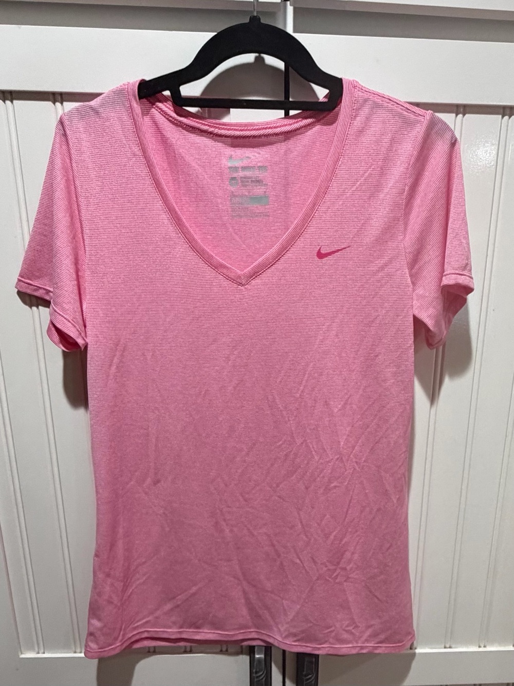 Nike Dri-FIT Pink & White V-Neck Short Sleeve Athletic Top Women's Size Medium